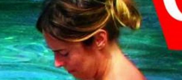 Maria Elena Boschi paparazzata in bikini Maria Elena Boschi paparazzata in bikini