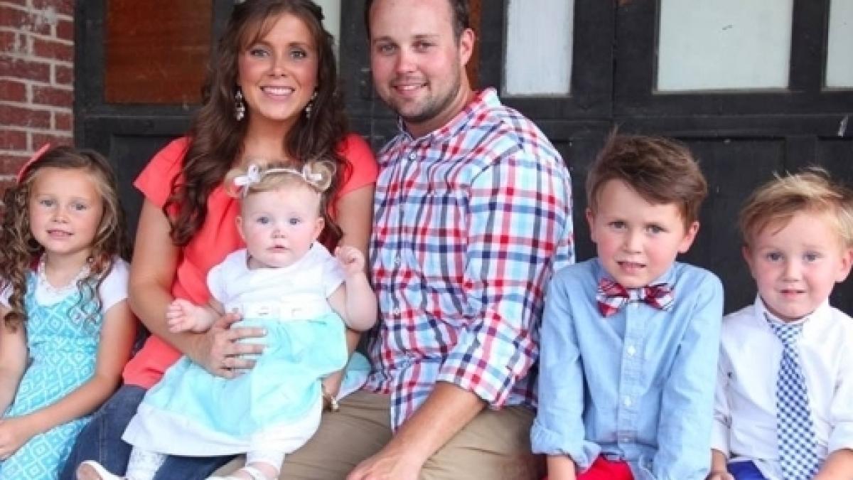 Anna Duggar Pregnancy Josh Duggar Counting On Jim Bob Duggar To Allow Return