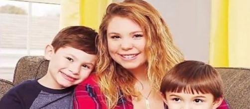 'Teen Mom 2' star Kaily Lowry with sons Isaac and Lincoln / Photo via TheFame , YouTube