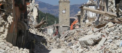 amatrice-terremoto-vigili-del-fuoco-vvff-pompieri-115_26082016-1 ... - tv2000.it