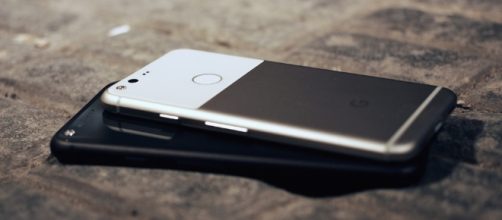 Google Pixel 2 and XL 2 could be coming this October, Evan Blass has confirmed. Price is not known yet. (Via Flickr/Maurizio Pesce)