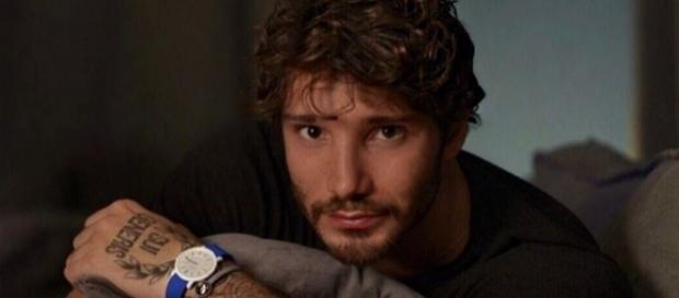 Gossip, Stefano De Martino cambia vita: l'ultimo inequivocabile gesto. Gossip, Stefano De Martino cambia vita: l'ultimo inequivocabile gesto.