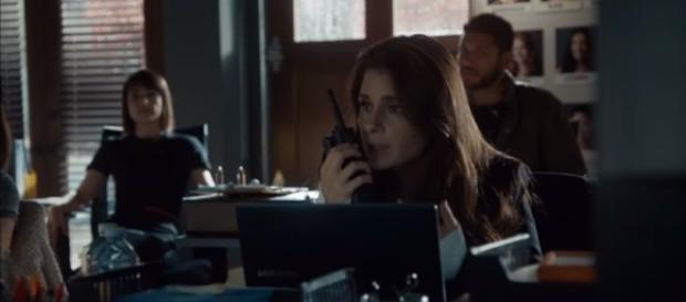 UnREAL: Rachel Coaches Madison (S2, E1) | Lifetime | Lifetime/YouTube UnREAL: Rachel Coaches Madison (S2, E1) | Lifetime | Lifetime/YouTube