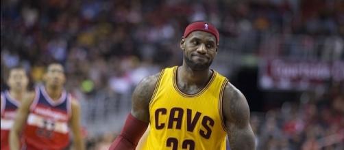 LeBron James might move to the Lakers next season. [Image: Wikimedia Commons/Keith Allison]