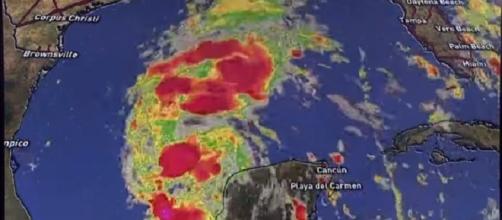 Tracking Harvey: Hurricane Watch in effect for Texas coast [Image via YouTube: KHOU 11]