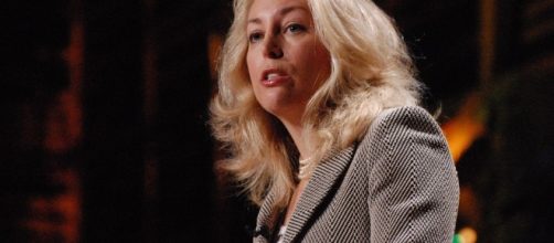 Former CIA agent Valerie Plame Wilson wants to purchase Twitter [Image via Flickr: Red Maxwell]