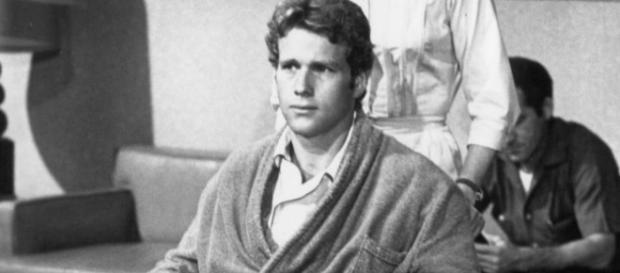 Ryan O'Neal on the 60's ABC soap "Peyton Place." Photo Credit: Wikimedia Commons Ryan O'Neal on the 60's ABC soap "Peyton Place." Photo Credit: Wikimedia Commons