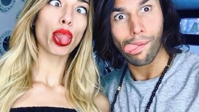 Foto di Luca Onestini e Soleil Sorg&egrave; su Instagram