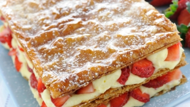 Torta millefoglie con fragole e crema - Grazia.it - grazia.it