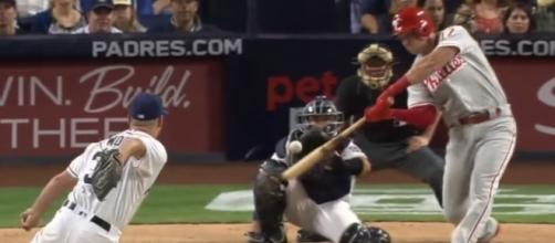 Hoskins in action. [Image via Youtube/MLB]