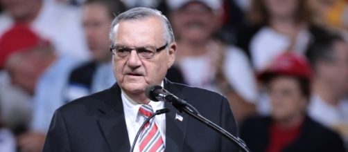 Former sheriff Joe Arpaio at a Trump rally, 2016. / [Image by Gage Skidmore via Flickr, CC BY-SA 2.0]