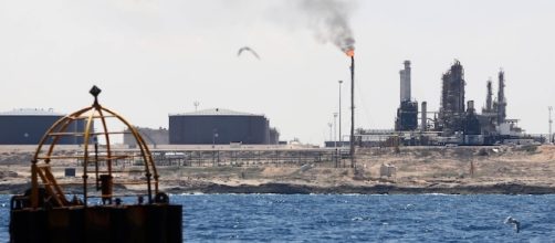 L'installazione petrolifera di Zawiya, in Libia (Fonte: Ilpost.it)