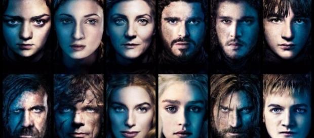 Emilia Clarke : Les acteurs de Game of Thrones se font une place ... - shoko.fr Emilia Clarke : Les acteurs de Game of Thrones se font une place ... - shoko.fr