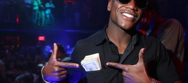 Floyd Mayweather- Photo by So Max O via Flickr- CC BY-ND 2.0 Floyd Mayweather- Photo by So Max O via Flickr- CC BY-ND 2.0