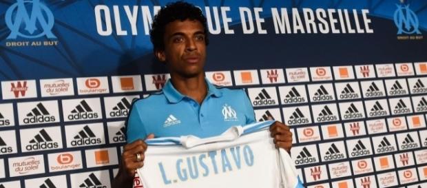 Foot OM - OM : Un Niçois a poussé Luiz Gustavo à l'OM - Mercato ... - foot01.com Foot OM - OM : Un Niçois a poussé Luiz Gustavo à l'OM - Mercato ... - foot01.com