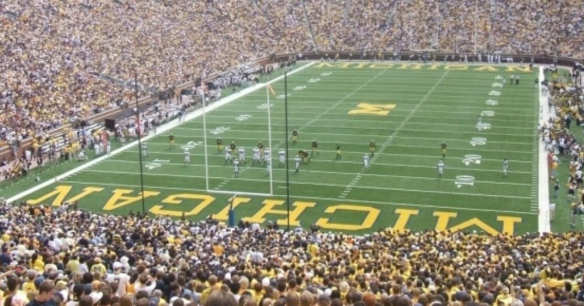 Week 1 Ncaa Football Top 25 Championship Odds For 2017 18 Season