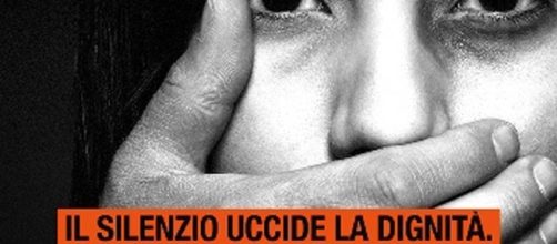 Dibattiti sul 25 Novembre, Salerno contro la violenza sulle donne ... - liberopensiero.eu