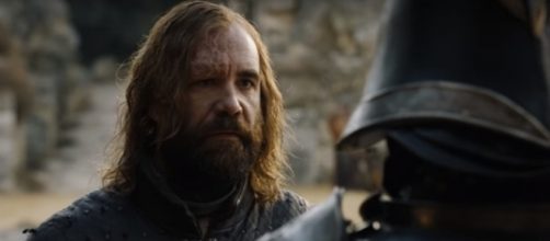 The Hound facing the Mountain, Game of Thrones- (YouTube/Shankar s)