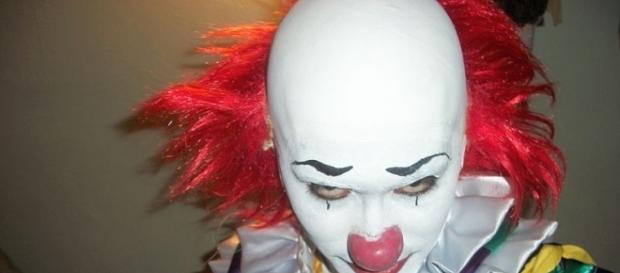 Halloween Pennywise costume (Credit – Xalejo0917 – wikimediacommons) Halloween Pennywise costume (Credit – Xalejo0917 – wikimediacommons)