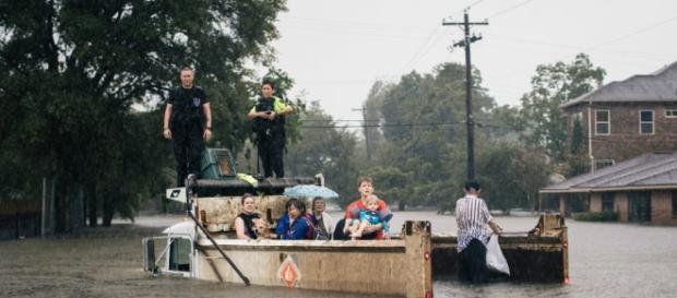 https://cdn.unicornbooty.com/wp-content/uploads/2017/08/28152147/hurricane-harvey-1000x500.jpg https://cdn.unicornbooty.com/wp-content/uploads/2017/08/28152147/hurricane-harvey-1000x500.jpg