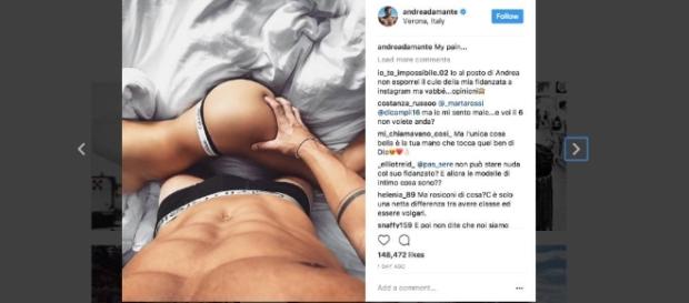 La foto scandalo dei Damellis sui social. La foto scandalo dei Damellis sui social.