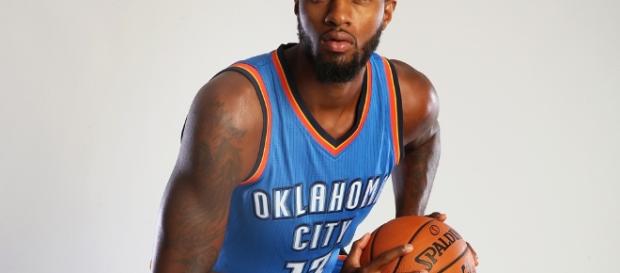 Paul George no se compromete a quedarse con los thunder, sugiere dejar la puerta abierta para Los Angeles Lakers la próxima temporada Paul George no se compromete a quedarse con los thunder, sugiere dejar la puerta abierta para Los Angeles Lakers la próxima temporada