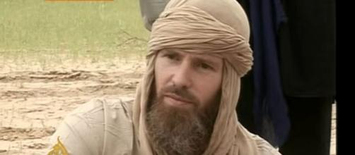 Photo Stephen McGowan during his captivity with al Qaeda [Image: YouTube/ Al Jazeera English]