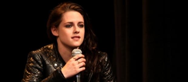 Kristen Stewart opens up about dating men and women. (Flickr/Gage Skidmore) Kristen Stewart opens up about dating men and women. (Flickr/Gage Skidmore)