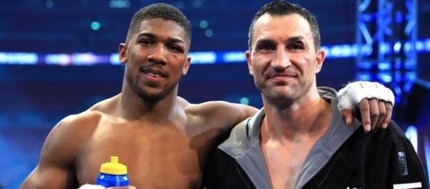 Wladimir Klitschko, Anthony Joshua | https://c1.staticflickr.com/5/4171/34690522245_564c2d7802_b.jpg Wladimir Klitschko, Anthony Joshua | https://c1.staticflickr.com/5/4171/34690522245_564c2d7802_b.jpg