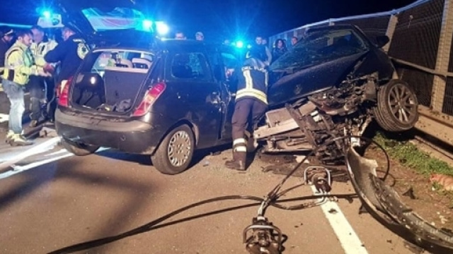 Incidente stradale in Calabria scontro tra due auto: un morto e un ferito. (Foto di repertorio)