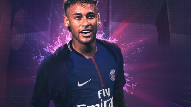 La prima foto di Neymar con i colori del PSG è apparsa sul sito ufficiale della società parigina
