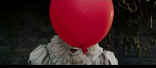 Fans want the addition of Pennywise from Stephen King's 'It' as the 9th killer in 'Dead by Daylight' in time for Halloween. WB Pictures/YouTube