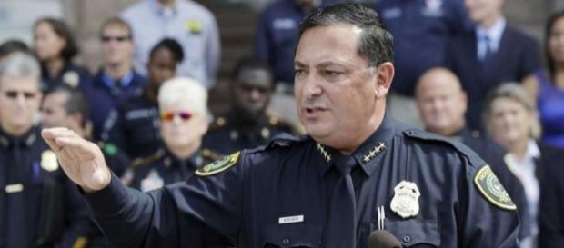 Un policier de Houston est mort Un policier de Houston est mort
