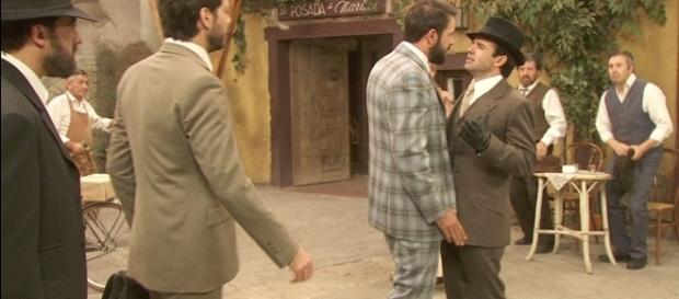 Il Segreto anticipazioni: Severo e Carmelo fanno a botte Il Segreto anticipazioni: Severo e Carmelo fanno a botte