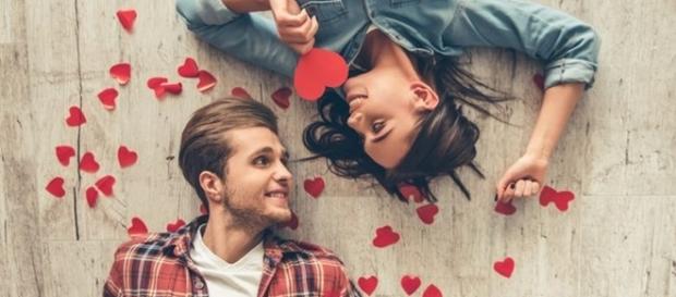Que tal tomar um remedinho para salvar o seu relacionamento? Essa ideia parece ser muito boa, não é mesmo? Que tal tomar um remedinho para salvar o seu relacionamento? Essa ideia parece ser muito boa, não é mesmo?