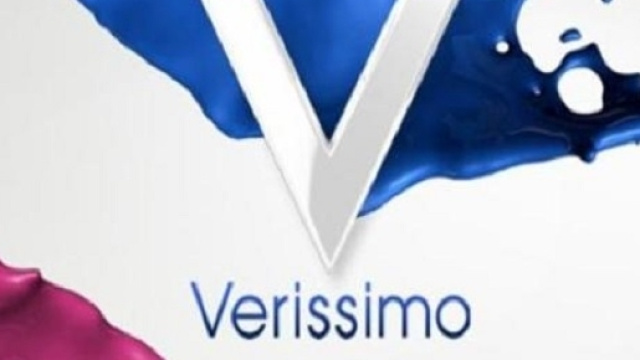 Verissimo: il programma torna in TV con un'ospite speciale