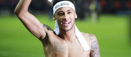 JO 2016 : L'étonnant tatouage de Neymar - Closer - closermag.fr
