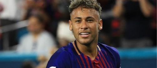 Neymar finally joins PSG commons.wikimedia.org
