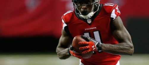 Julio Jones returns to practice for first time since foot surgery in March- Photo: YoTube
