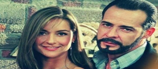 Ana Cristina e Otávio Vila Real (Foto: Reprodução/Televisa) Ana Cristina e Otávio Vila Real (Foto: Reprodução/Televisa)