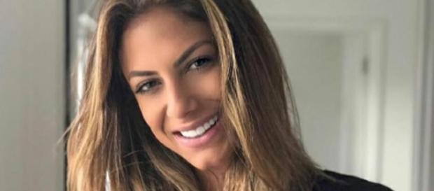 Mari Gonzalez revela por que saiu e os segredos dos bastidores do "Pânico" Mari Gonzalez revela por que saiu e os segredos dos bastidores do "Pânico"