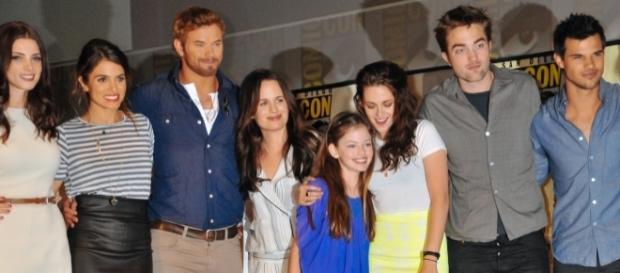 Robert Pattinson, Kristen Stewart 'Twilight' movie (Image Source: Flickr/Tristan Loper) Robert Pattinson, Kristen Stewart 'Twilight' movie (Image Source: Flickr/Tristan Loper)
