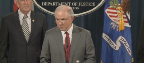 Attorney General Jeff Sessions: "This culture of leaks must stop" (Reproduction Departament of Justice)