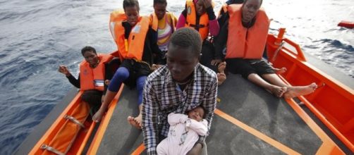 Bambini migranti , l'emergenza del secolo - La Stampa - lastampa.it