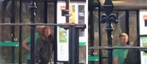 Rapporti bollenti alla fermata dell'autobus: coppia filmata e denunciata
