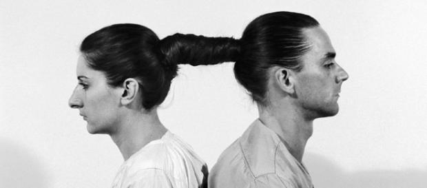 Art Wiki : MarinaAbramoviculay - artwiki.fr Art Wiki : MarinaAbramoviculay - artwiki.fr