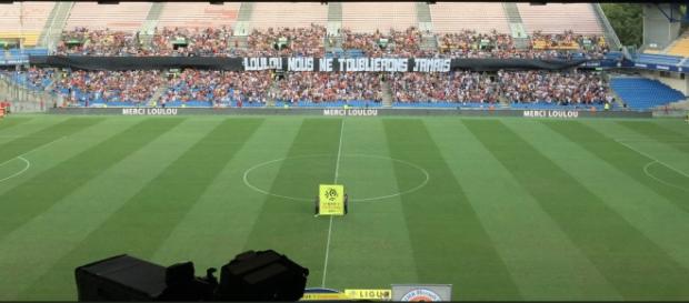 Les supporters montpellierains ont rendu un dernier hommage à Louis Nicollin (crédit : France Bleu Hérault) Les supporters montpellierains ont rendu un dernier hommage à Louis Nicollin (crédit : France Bleu Hérault)