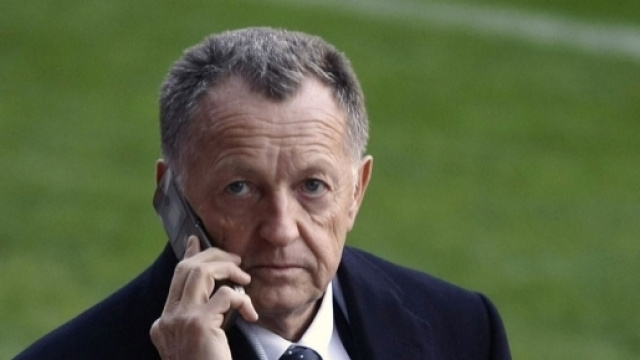 Aulas: "Paris va être champion, ça parait difficile de les en empêcher..."