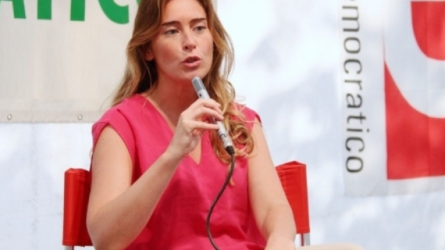 Maria Elena Boschi a una Festa dell'Unità