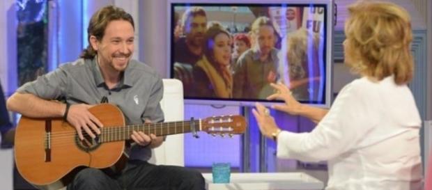 Pablo Iglesias le enseña a María Teresa Campos la nana que le ... - elconfidencial.com Pablo Iglesias le enseña a María Teresa Campos la nana que le ... - elconfidencial.com